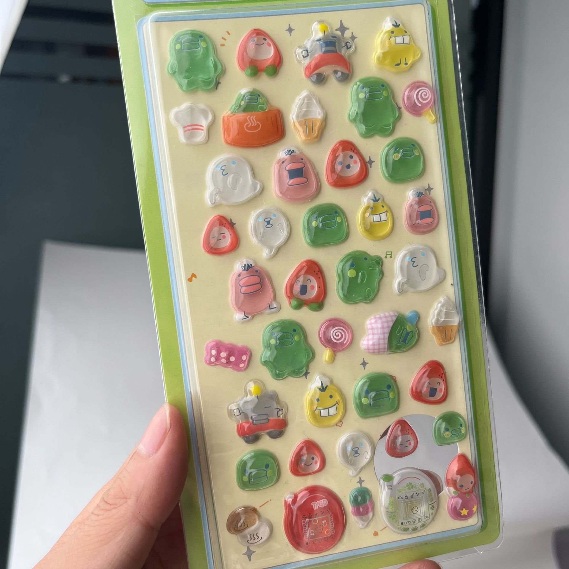 Cute Tamagotchi 3D Puffy Stick - Accessories Laptop recensie en prijs